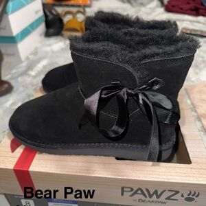 BearPaw Black low boots